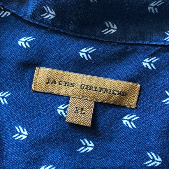 Jachs Girlfriend | Arrow Print Chambray Shirt - Picture 4 of 6